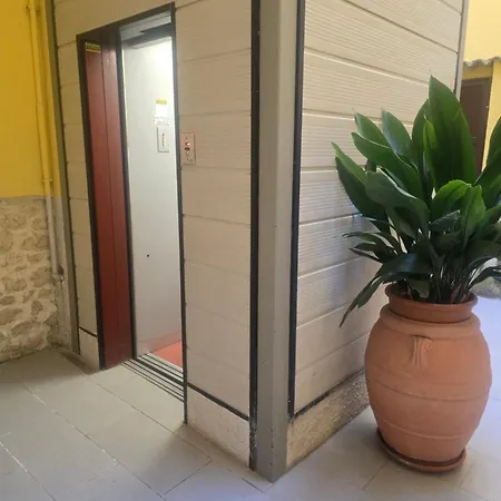 B&b- Il Roma Apartman Sulmona